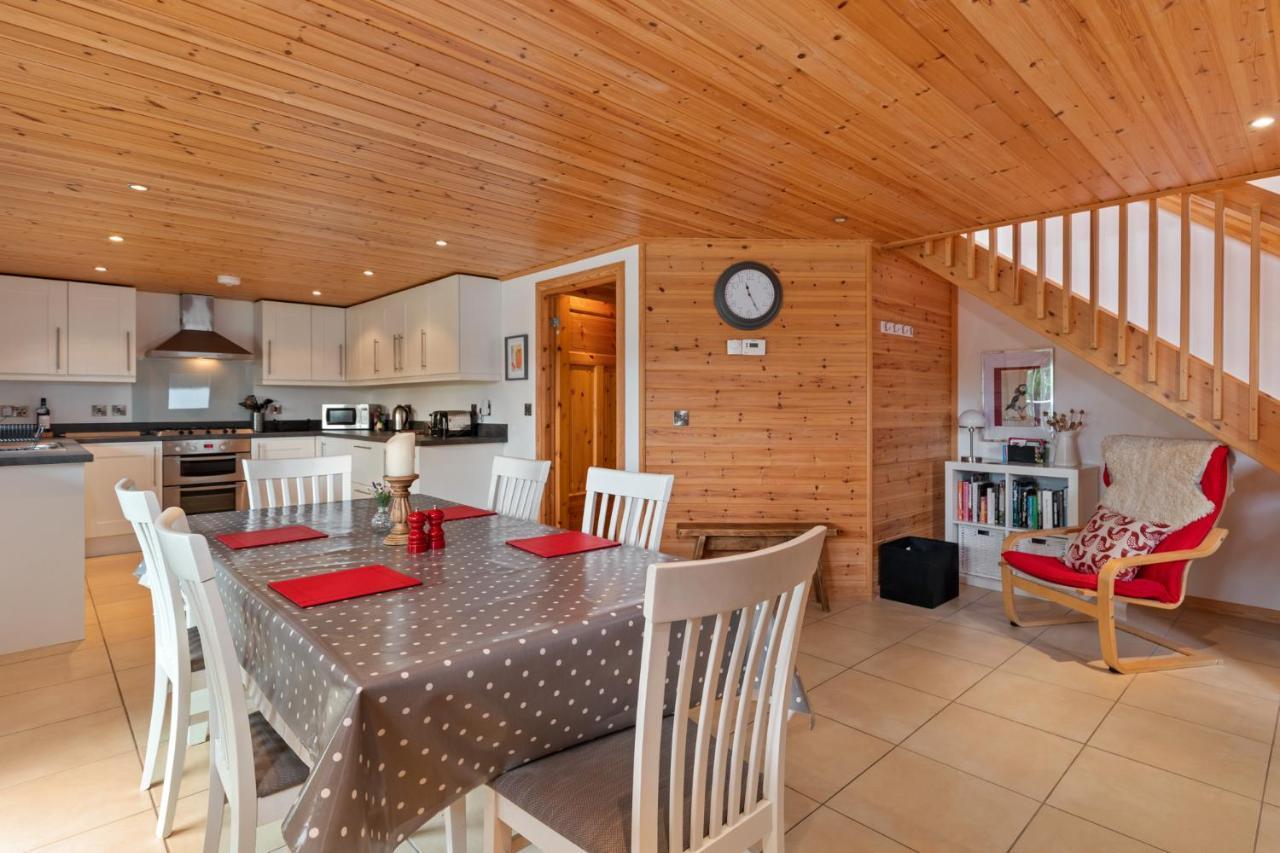 Lodge 5 Longbury - Luxury Lodge, Golf Course Views, Restaurant And Spa Facilites Penally Dış mekan fotoğraf