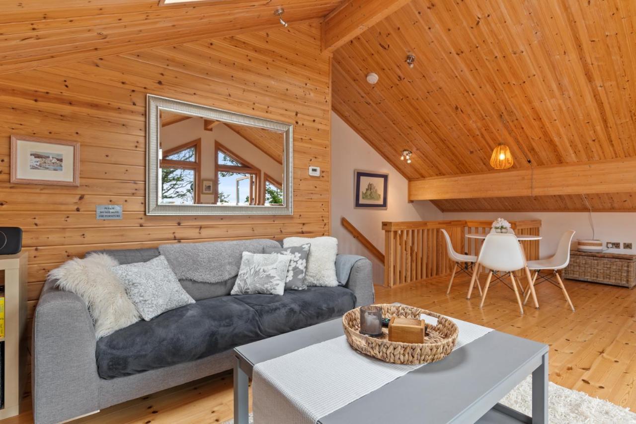 Lodge 5 Longbury - Luxury Lodge, Golf Course Views, Restaurant And Spa Facilites Penally Dış mekan fotoğraf